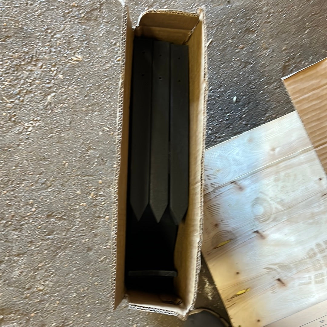 Bender Board 1x4x20' Kit™ (2 Board, 20 - 12" Stakes, screws)
