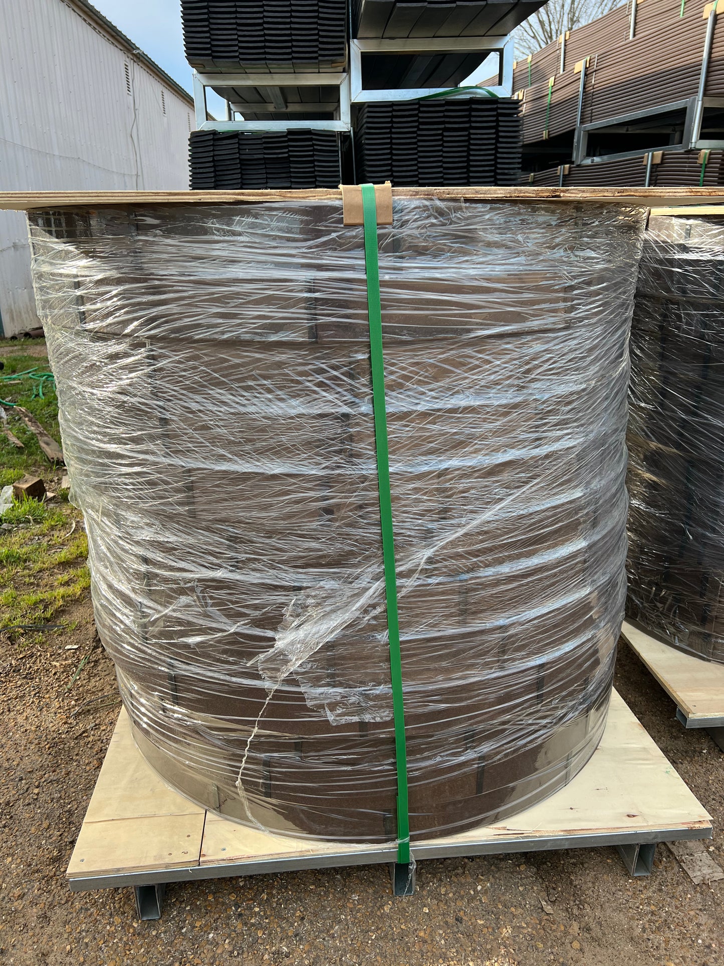 Bender Board - 1"x4"x20' - 84 Count (Pallet) HDPE Plastic Call for Delivered Pricing and Discounts