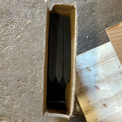 Bender Board 1x4x20' Kit™ (1 Board, 10 - 12" Stakes, screws)